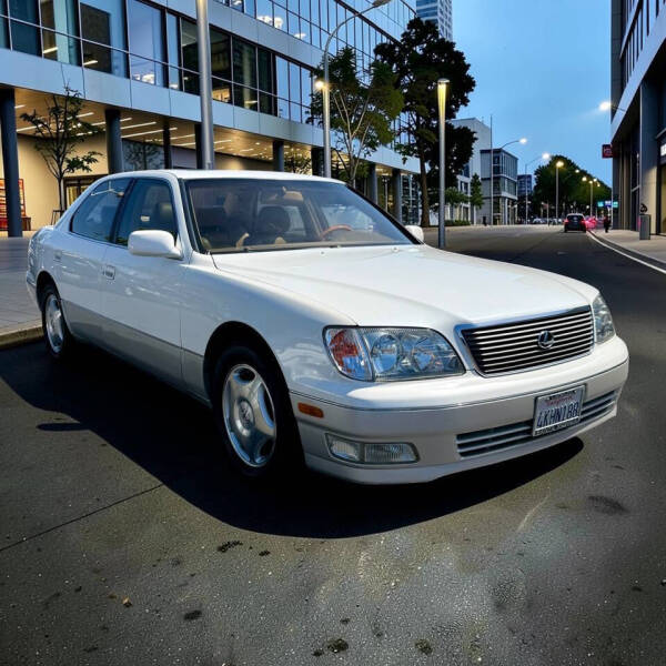 1999 Lexus LS 400