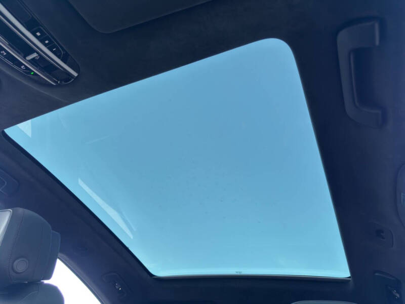 2021 Porsche Cayenne Turbo S E-Hybrid Coupe