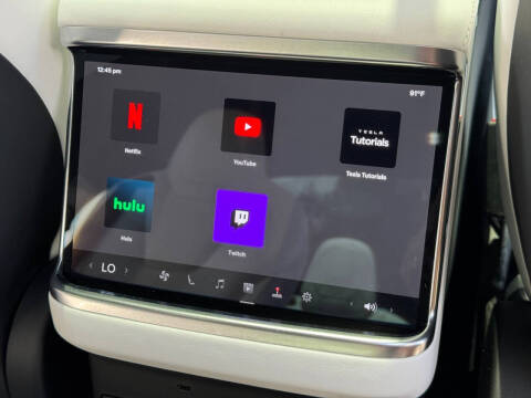 2025 Tesla Model X Plaid