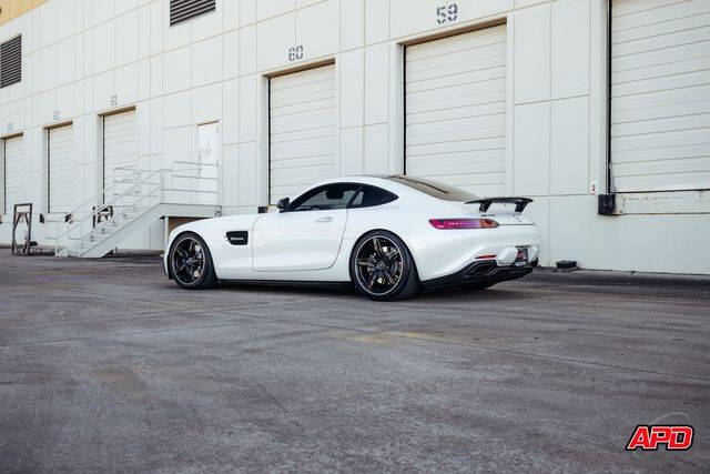 2017 Mercedes-Benz AMG GT