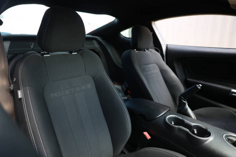 2021 Ford Mustang