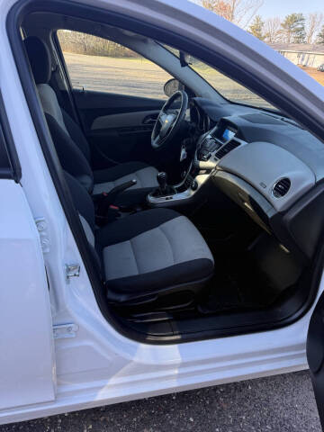 2016 Chevrolet Cruze Limited LS Manual