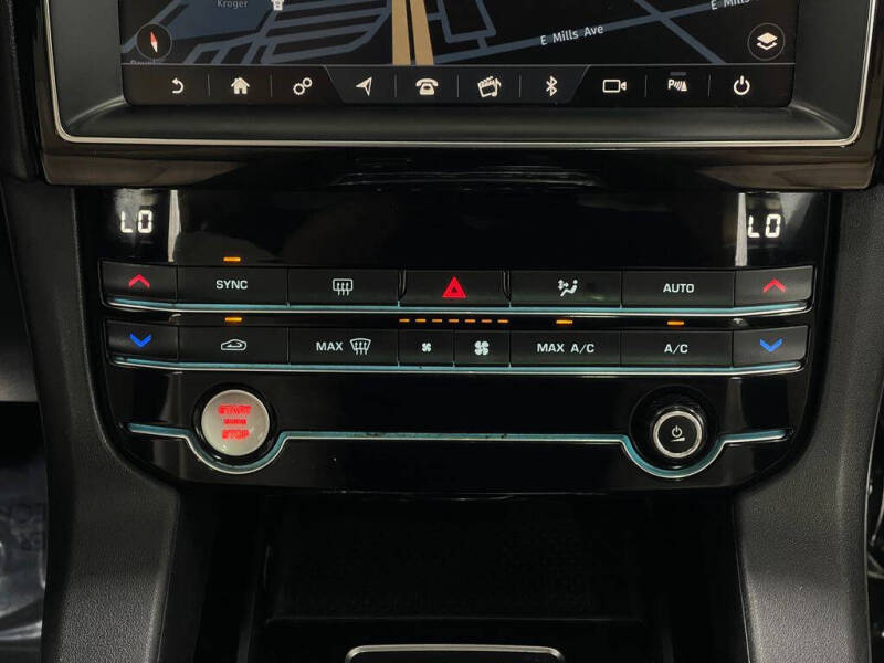 2020 Jaguar F-PACE 25t Premium