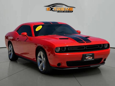 2017 Dodge Challenger SXT