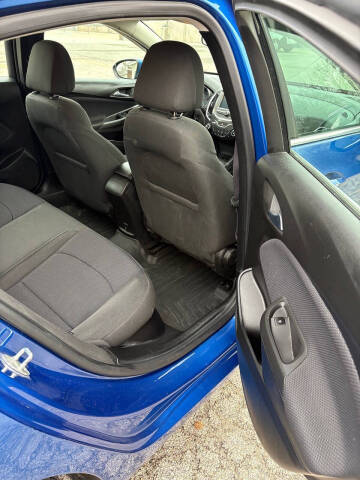 2017 Chevrolet Cruze LT Auto
