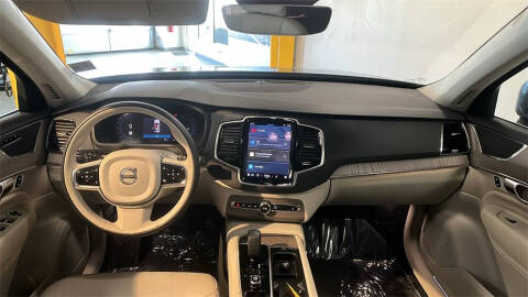 2023 Volvo XC90 B6 Plus Bright Theme 7P