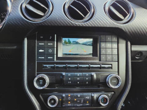 2016 Ford Mustang V6