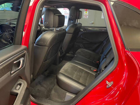 2018 Porsche Macan GTS