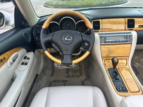 2003 Lexus SC 430