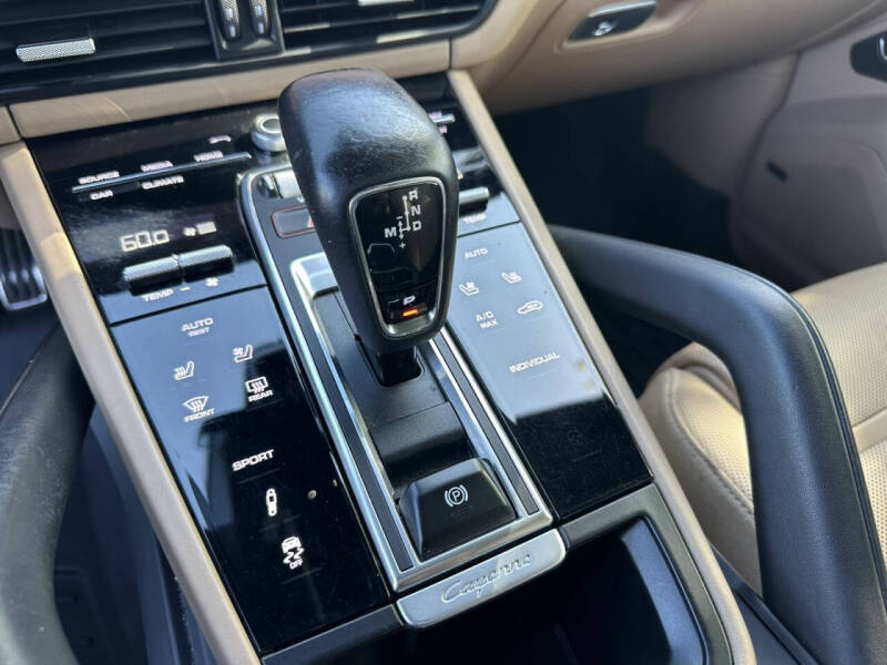 2023 Porsche Cayenne S