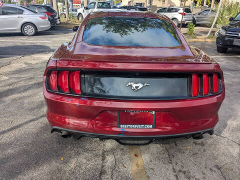 2017 Ford Mustang EcoBoost Premium
