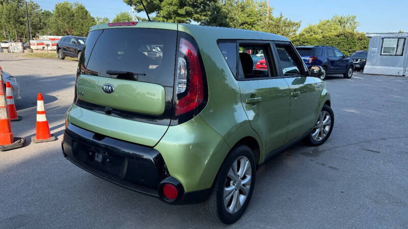 2016 Kia Soul +