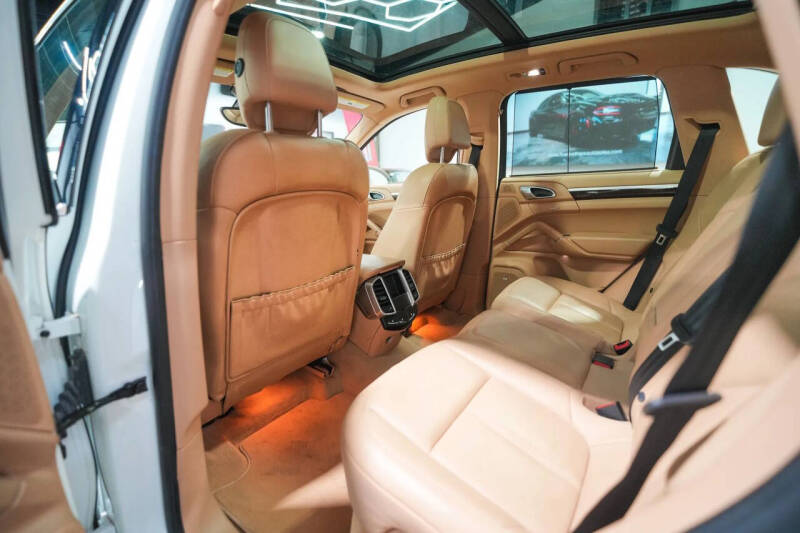 2014 Porsche Cayenne S Hybrid