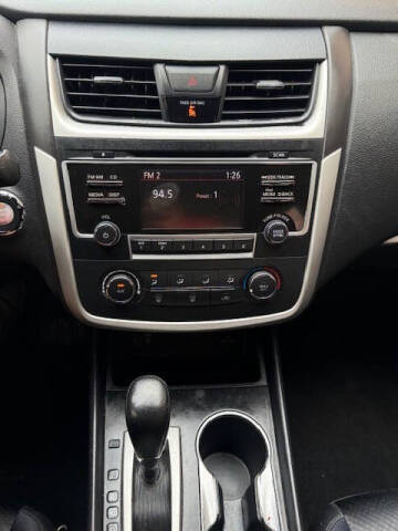 2017 Nissan Altima 2.5 SR