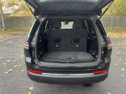 2024 Jeep Grand Cherokee L Laredo