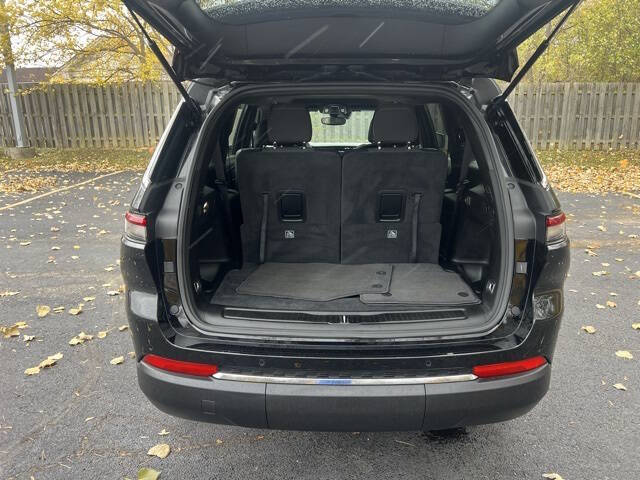 2024 Jeep Grand Cherokee L Laredo