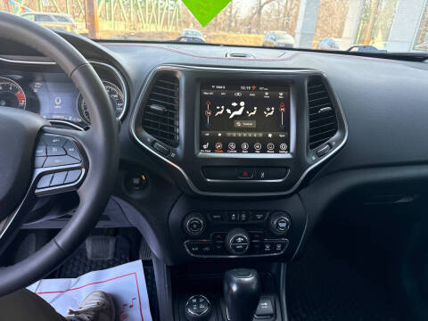 2022 Jeep Cherokee Trailhawk