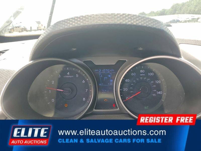 2015 Hyundai Veloster