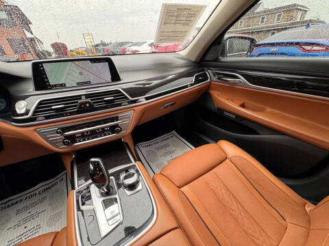 2018 BMW 7 Series 740i xDrive