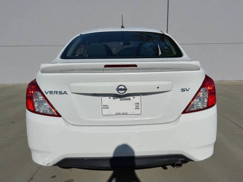 2019 Nissan Versa SV
