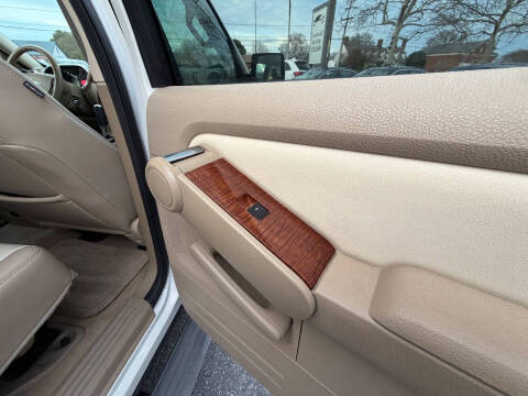 2010 Ford Explorer Eddie Bauer