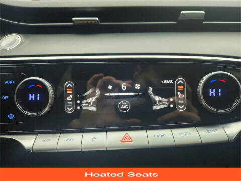 2022 Genesis GV70 2.5T Standard