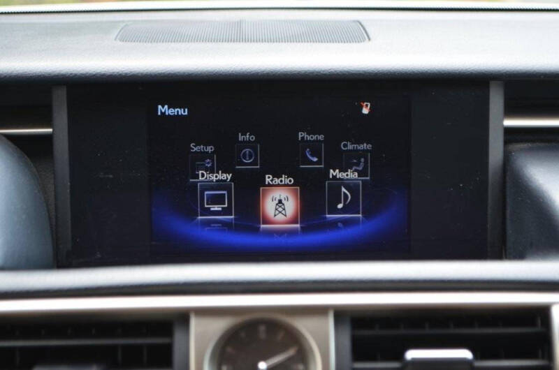 2016 Lexus IS 200t