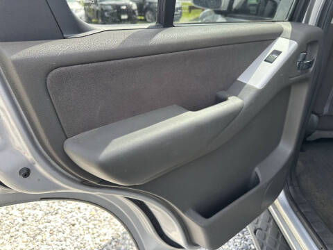 2008 Nissan Pathfinder SE