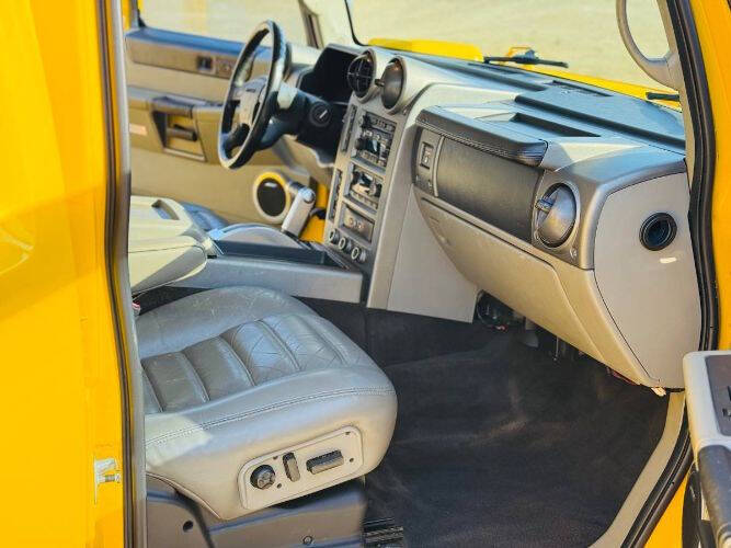 2003 HUMMER H2