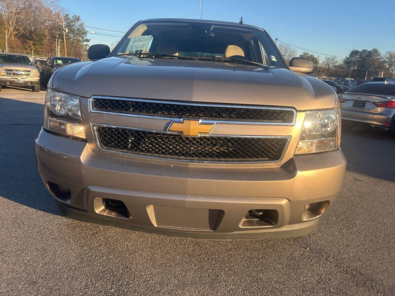 2007 Chevrolet Tahoe LS's photo