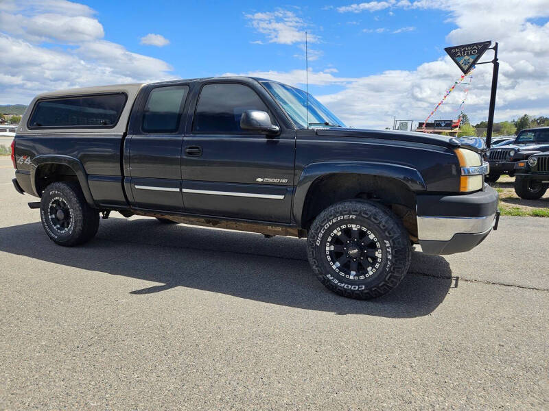 2004 Chevrolet Silverado 2500HD LS