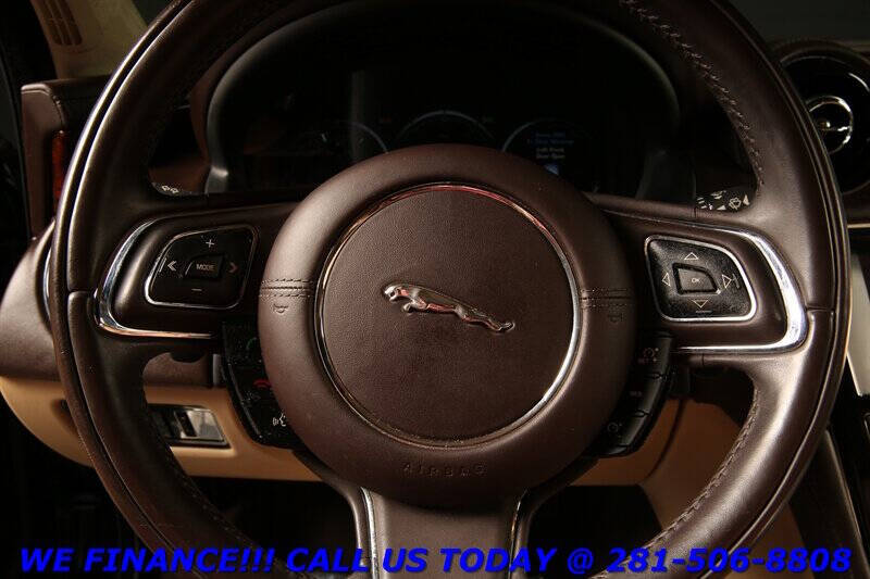 2011 Jaguar XJ