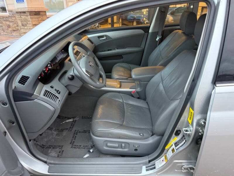 2009 Toyota Avalon XLS