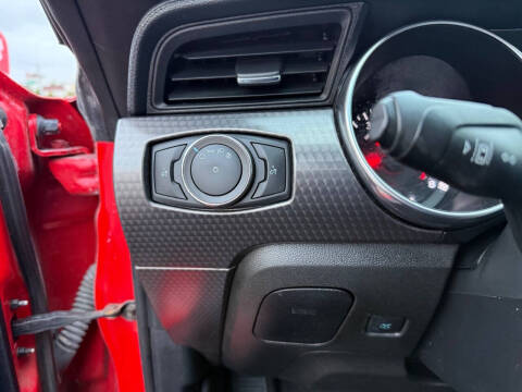 2022 Ford Mustang EcoBoost