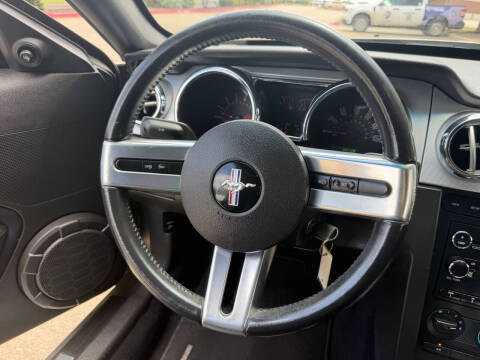 2008 Ford Mustang V6 Deluxe