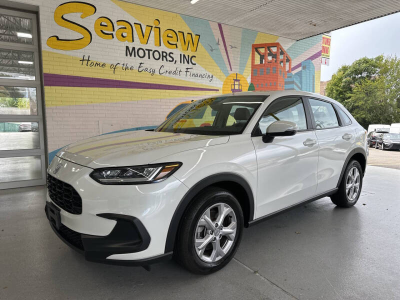 2025 Honda HR-V LX's photo