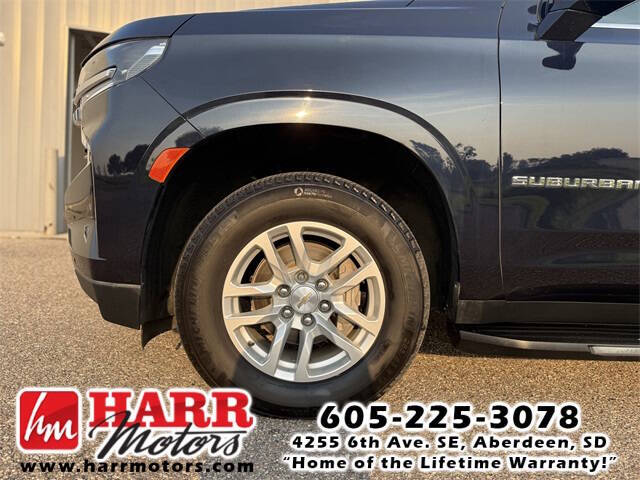 2023 Chevrolet Suburban LT