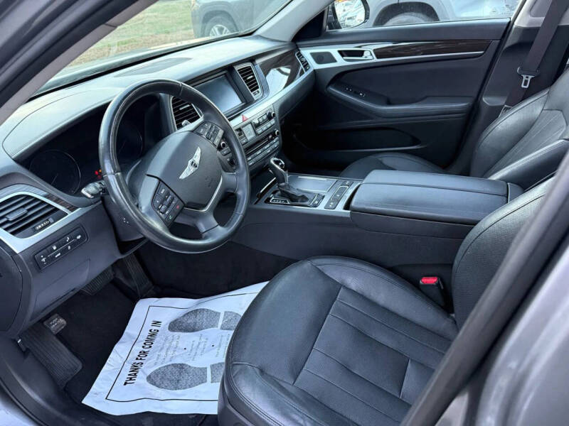 2016 Hyundai Genesis