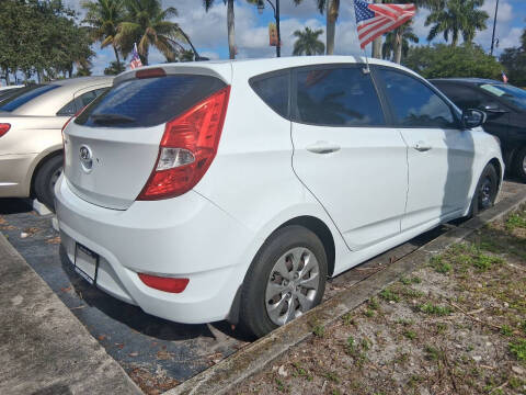 2015 Hyundai Accent GS