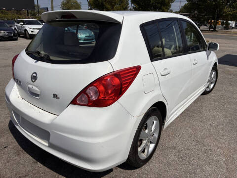 2012 Nissan Versa 1.8 SL