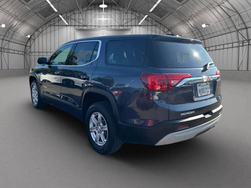 2019 GMC Acadia SLE-1