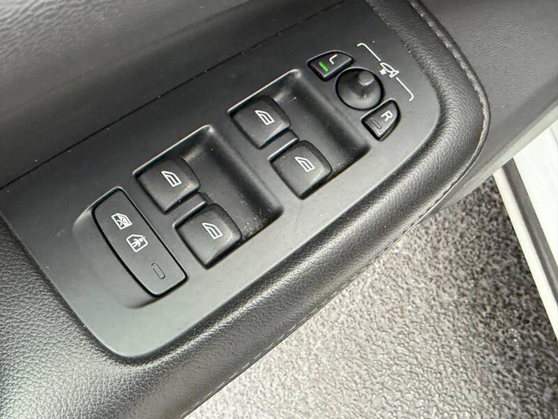 2021 Volvo S60 T6 Momentum