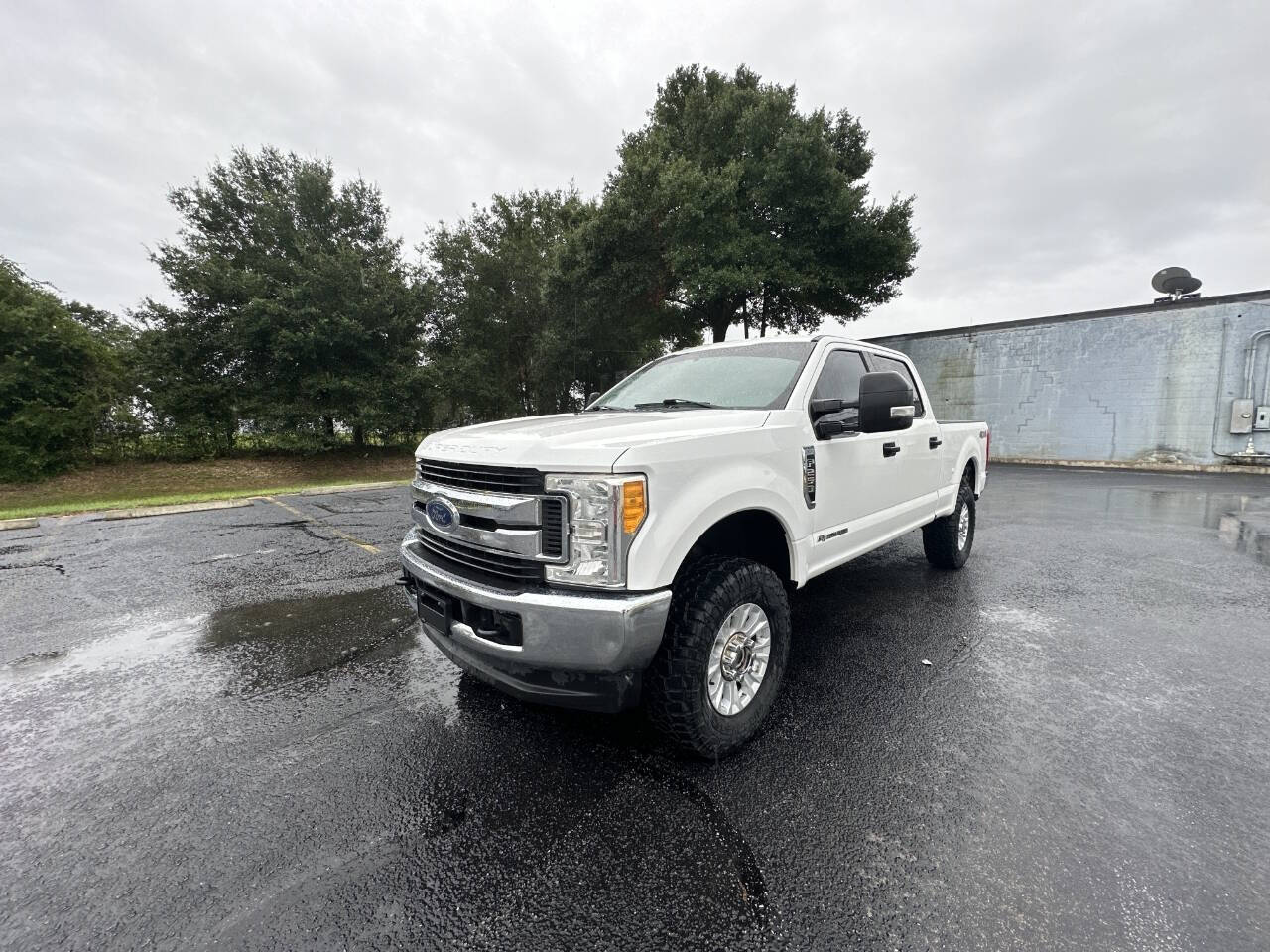 2017 Ford F-250 Super Duty for sale at Greenlight Wholesalers LLC in Pensacola, FL