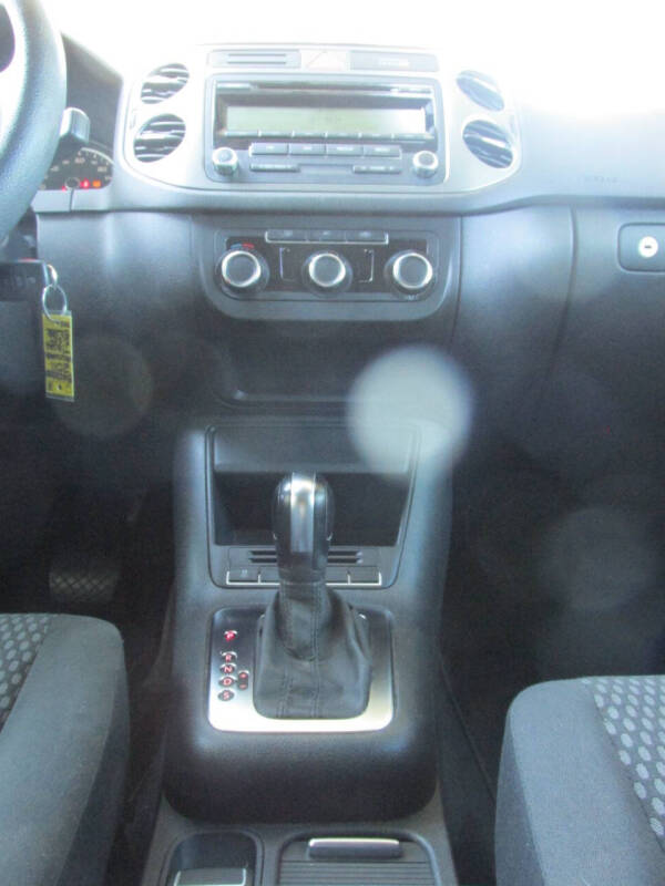 2011 Volkswagen Tiguan S