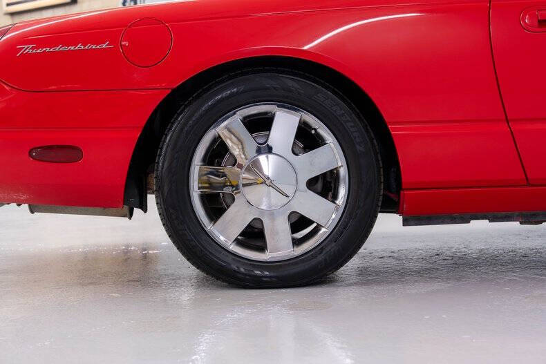 2003 Ford Thunderbird
