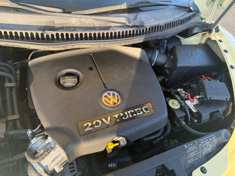 2004 Volkswagen New Beetle Convertible GLS