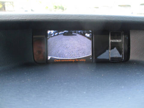 2013 Toyota Sienna SE 8-Passenger