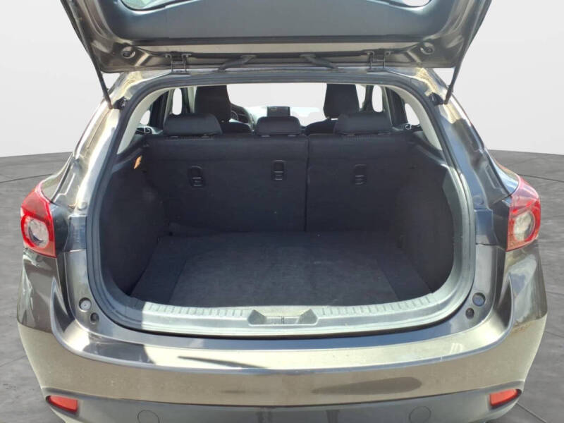 2016 Mazda MAZDA3 i Sport