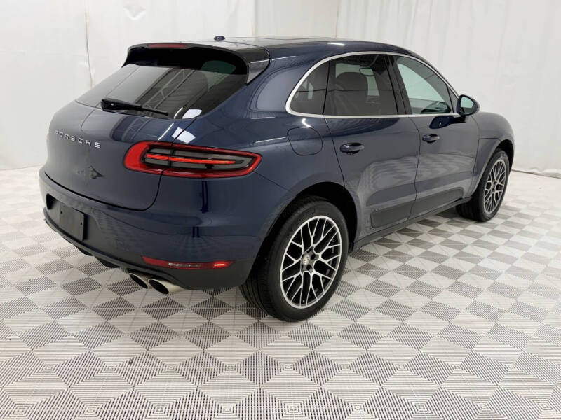 2016 Porsche Macan S