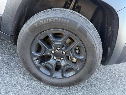 2022 Jeep Cherokee Trailhawk